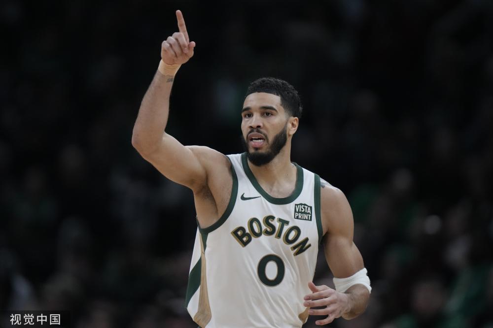 与亮点的竞 与亮点的竞